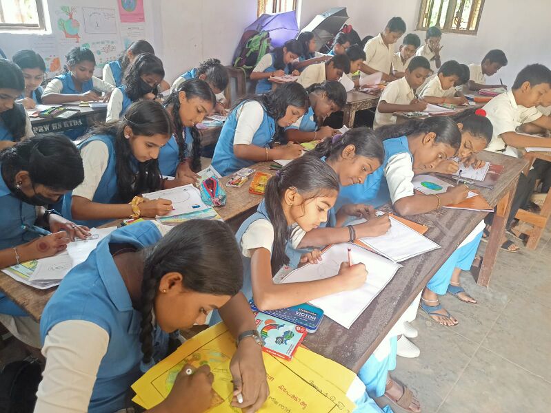 പ്രമാണം:44018 lcr 7.jpg