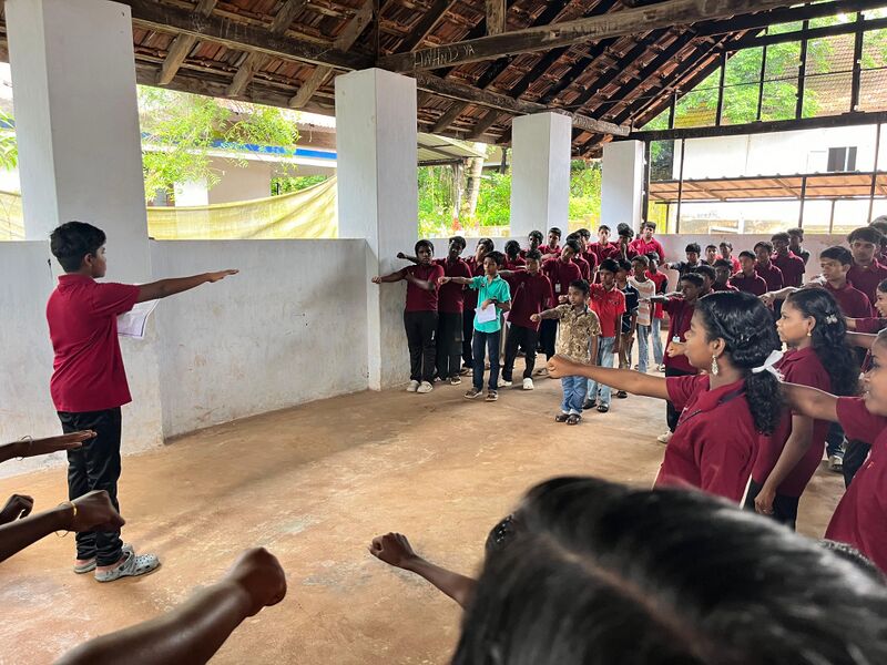 പ്രമാണം:45026 reading day 1.jpg