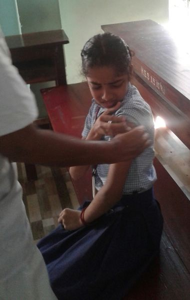 പ്രമാണം:Vacination school 12.jpg