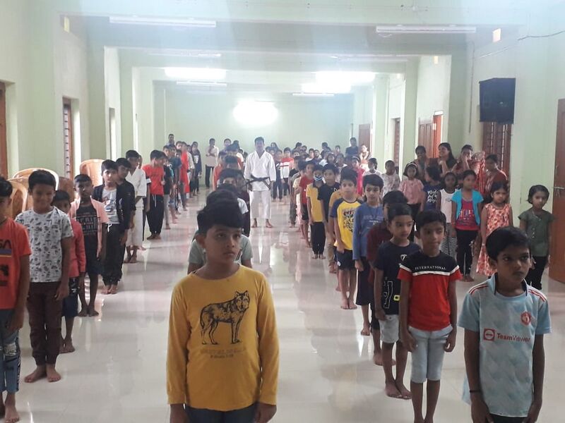 പ്രമാണം:12336karatte parisheelanam.jpeg