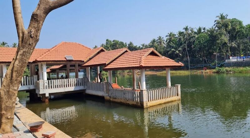 പ്രമാണം:14031 boatjetty.jpg