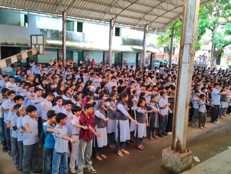 പ്രമാണം:17005 Pravesanolsavam pledge-1.jpeg