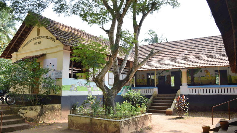 പ്രമാണം:23506-AIMLPSPOYYA.JPG
