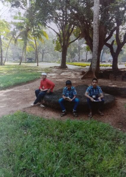 പ്രമാണം:24360 -KAL VRUTHAM.jpg