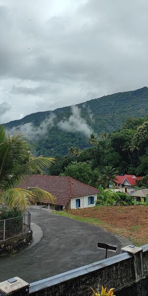 പ്രമാണം:30046 school atmosphere.jpeg