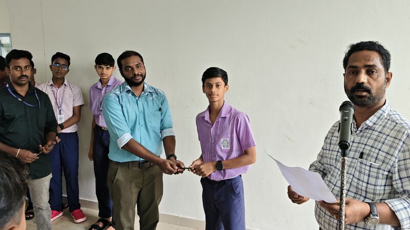 പ്രമാണം:32501 Nihal.jpg