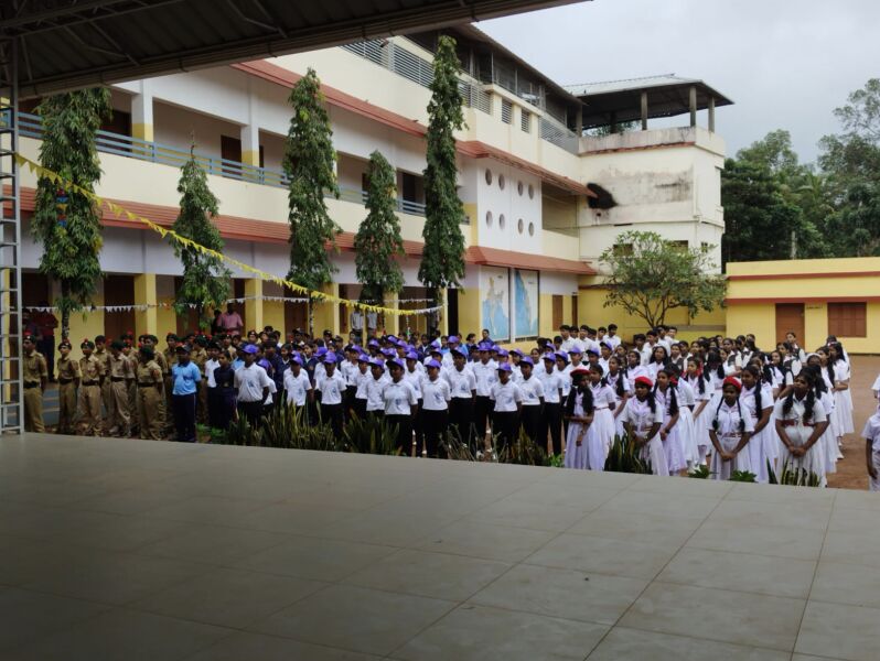 പ്രമാണം:44018 id 3 2025.jpg