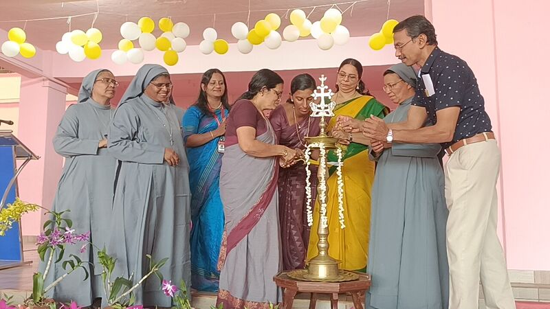 പ്രമാണം:Winnner 2.jpg