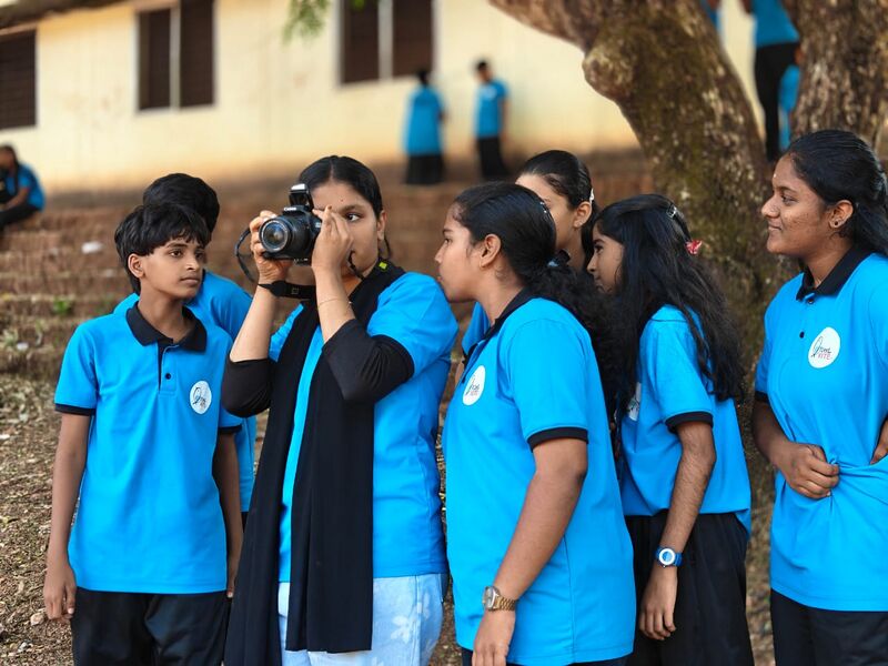 പ്രമാണം:11002-Media 1.jpg