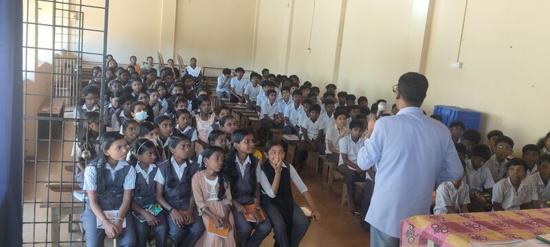 പ്രമാണം:12052 kgd sarani3.jpg