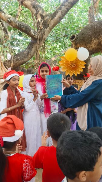 പ്രമാണം:19826 arabicday magazine.jpeg