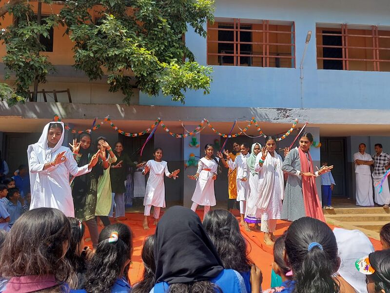 പ്രമാണം:20062 flashmob.jpg