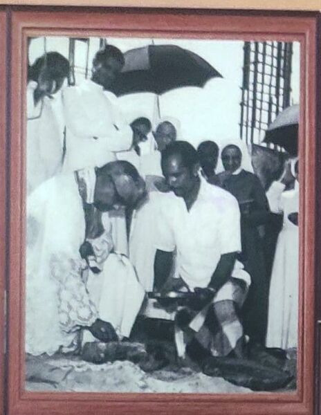 പ്രമാണം:35213 15.jpeg