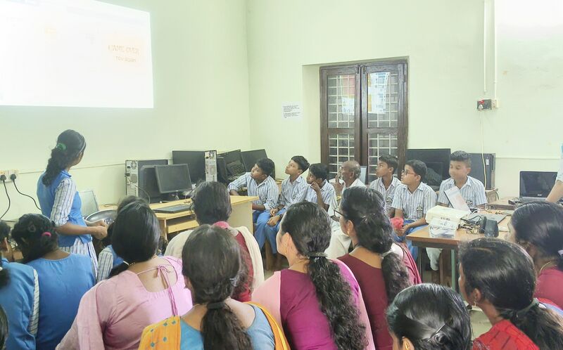 പ്രമാണം:42068 PARENTS MEETING 2025.jpg