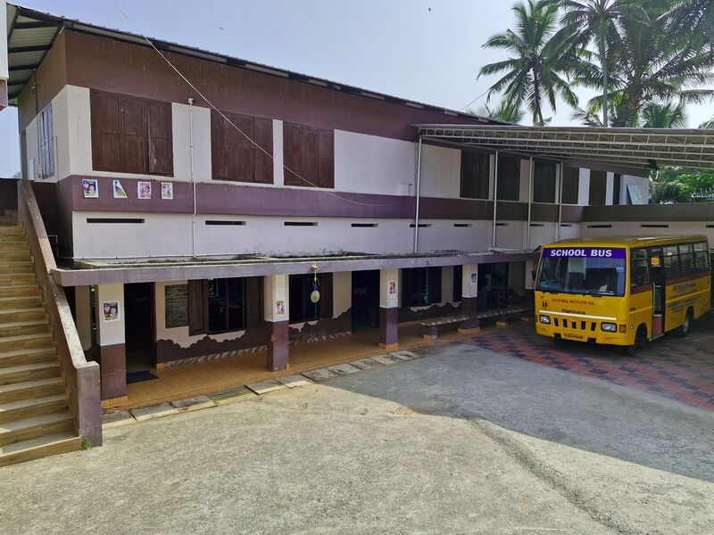 പ്രമാണം:44223 main build.jpg