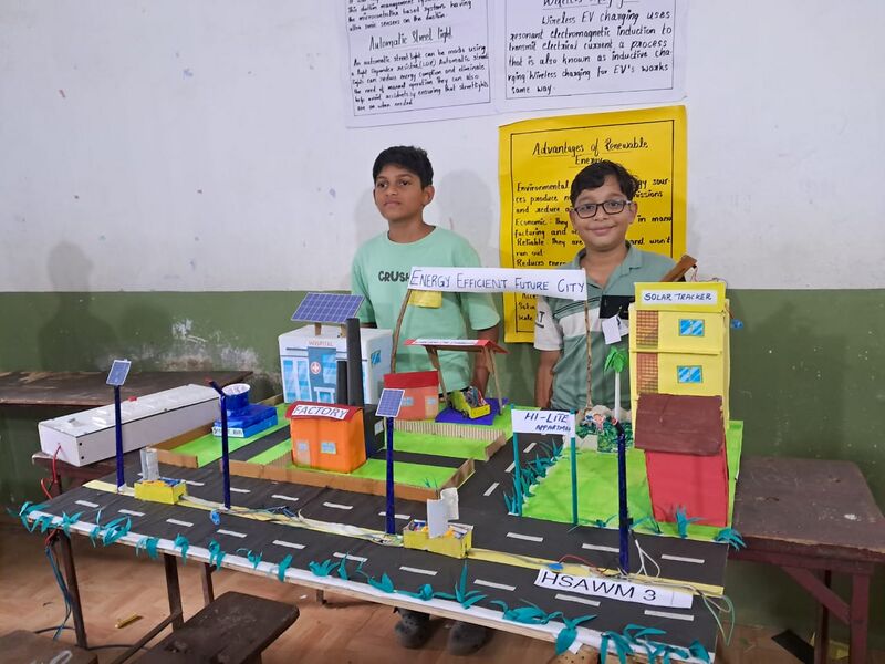 പ്രമാണം:48036 hitech activities.jpeg