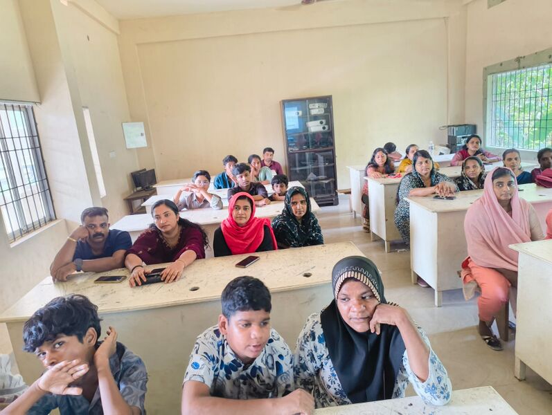 പ്രമാണം:TRAINING TIME.jpg