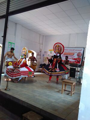 18073 67 kathakali silpasala.jpg