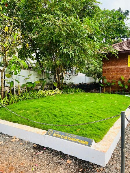 പ്രമാണം:19073 school campus22.jpg