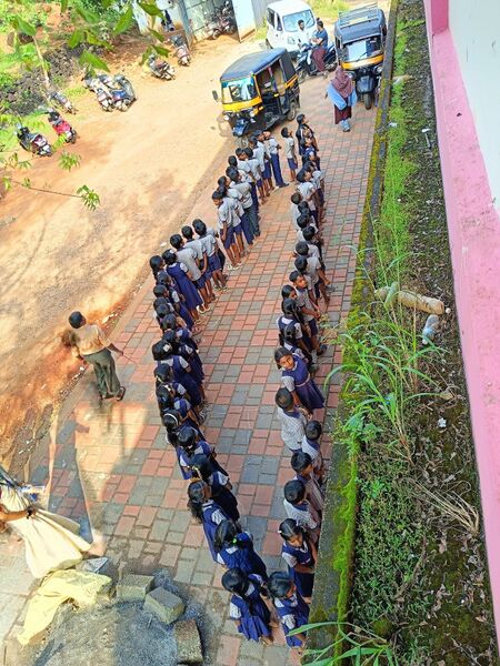 പ്രമാണം:21015 keralam.jpg