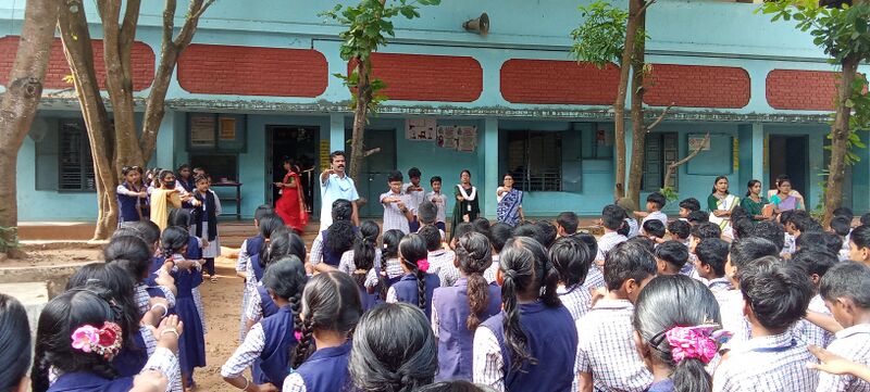 പ്രമാണം:21098 AIDS DAY 1.jpg