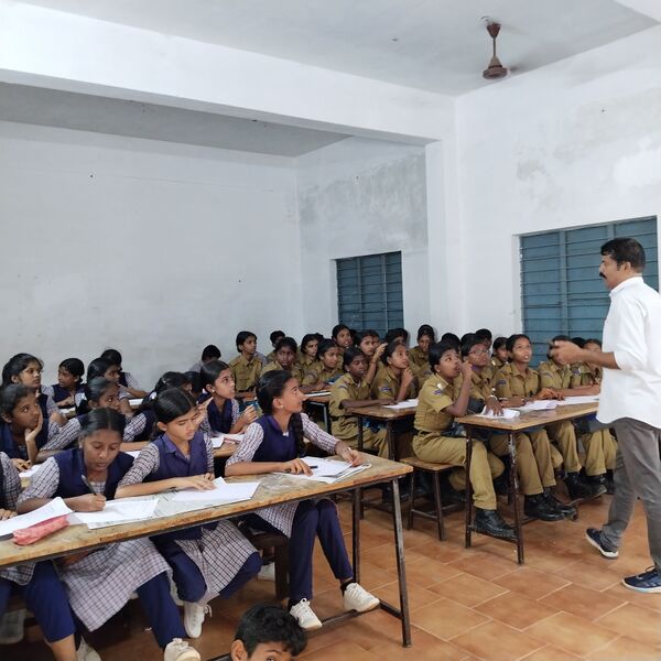 പ്രമാണം:21098 spcday 2025-1.jpg