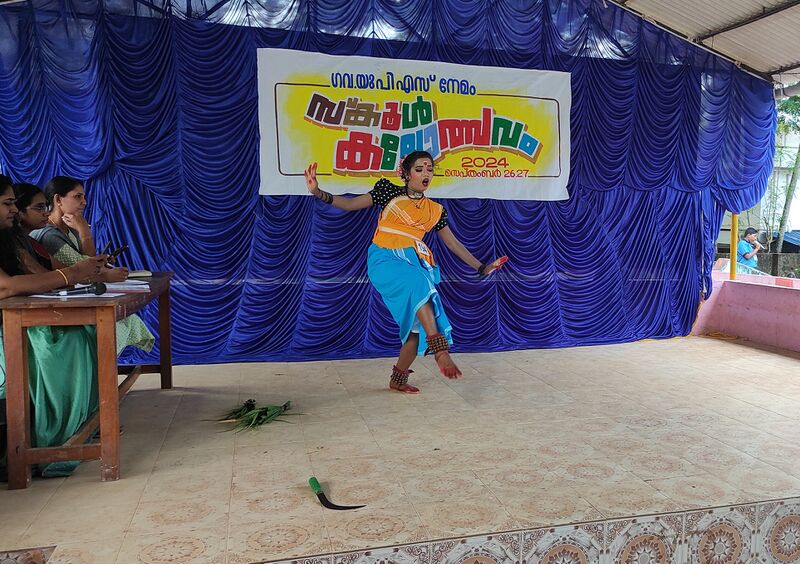 പ്രമാണം:44244 school kalolsavam 2024 4.jpg