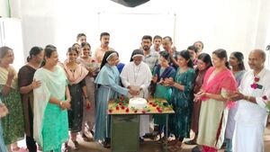 BS24 KGD 12437 1.jpg