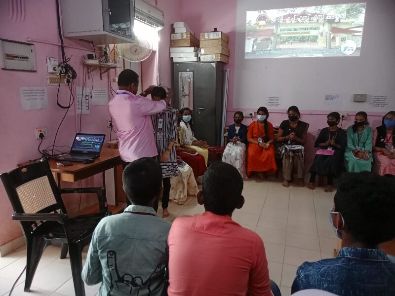 പ്രമാണം:Idcard 22.jpg