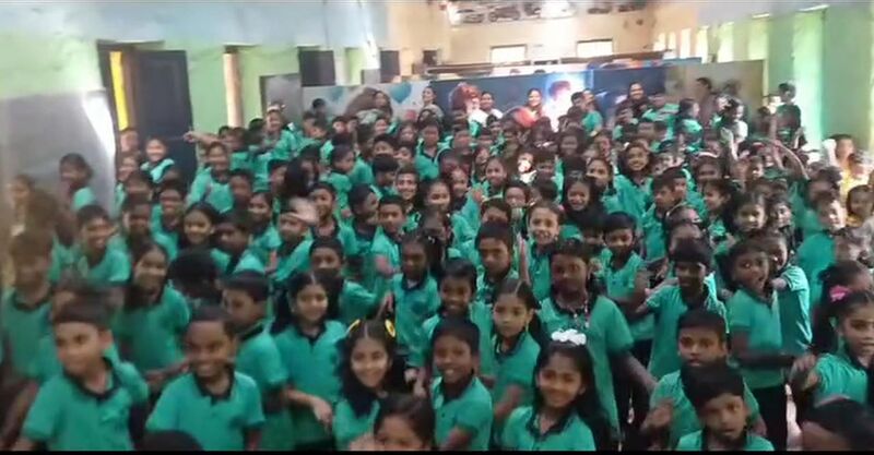 പ്രമാണം:Zumba2 42555.jpeg