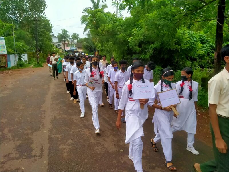 പ്രമാണം:12024 JRC HIROSHIMA.jpeg