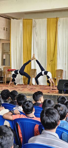 പ്രമാണം:13105-2025yoga-003.jpg