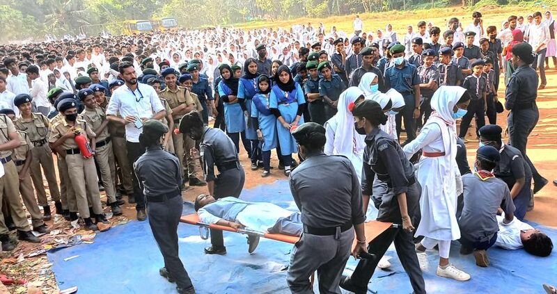 പ്രമാണം:14031 mockdril.jpeg