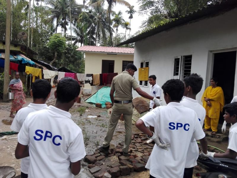 പ്രമാണം:15047 K13.jpeg