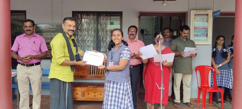 പ്രമാണം:15051 winners g.jpg