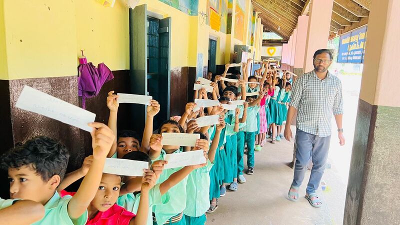 പ്രമാണം:15222election 25-26 2.jpg