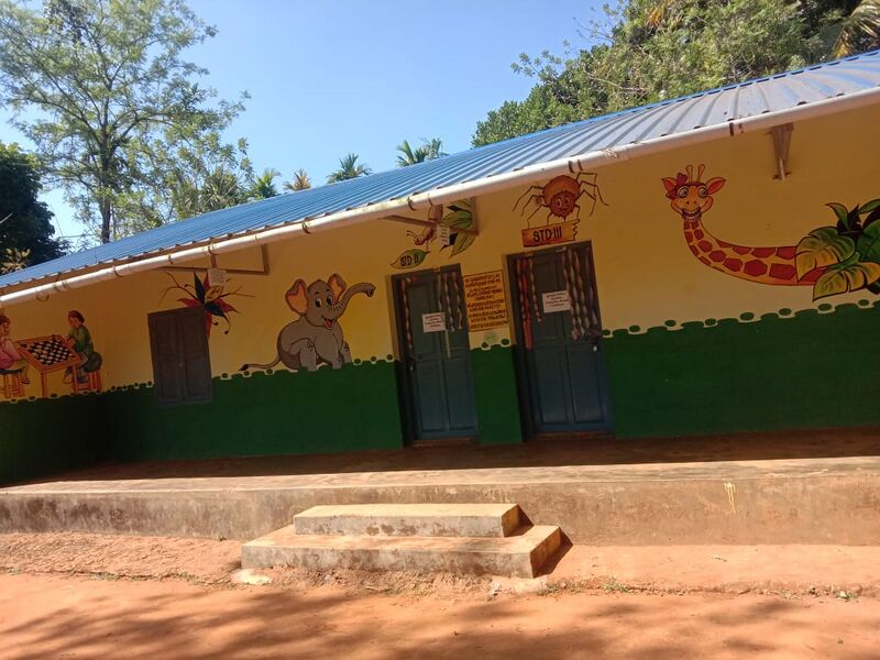 പ്രമാണം:15309 school pic.jpg