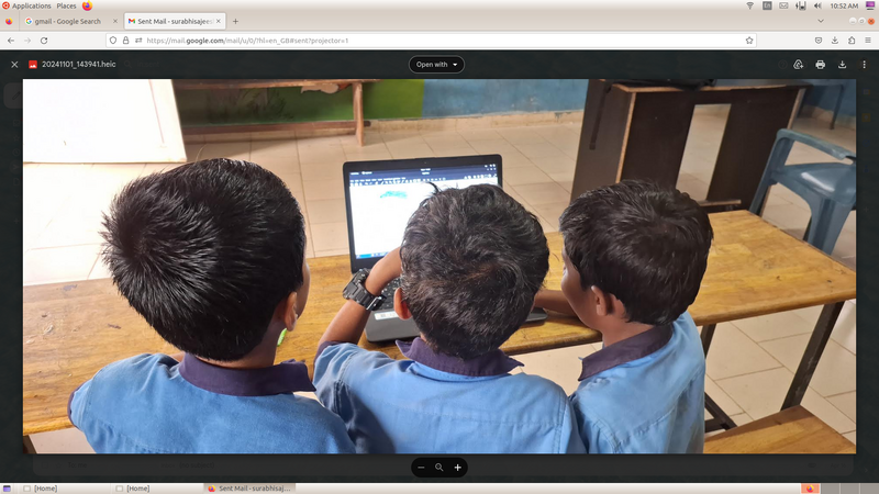 പ്രമാണം:18555 classphotos.png