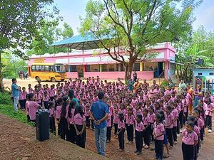 21015 spcl uniform 1.jpg