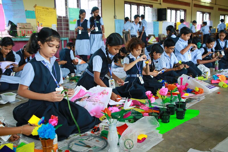 പ്രമാണം:23022 Art Club.JPG