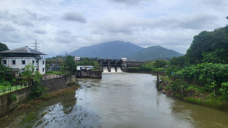 പ്രമാണം:29228 dam1.jpg