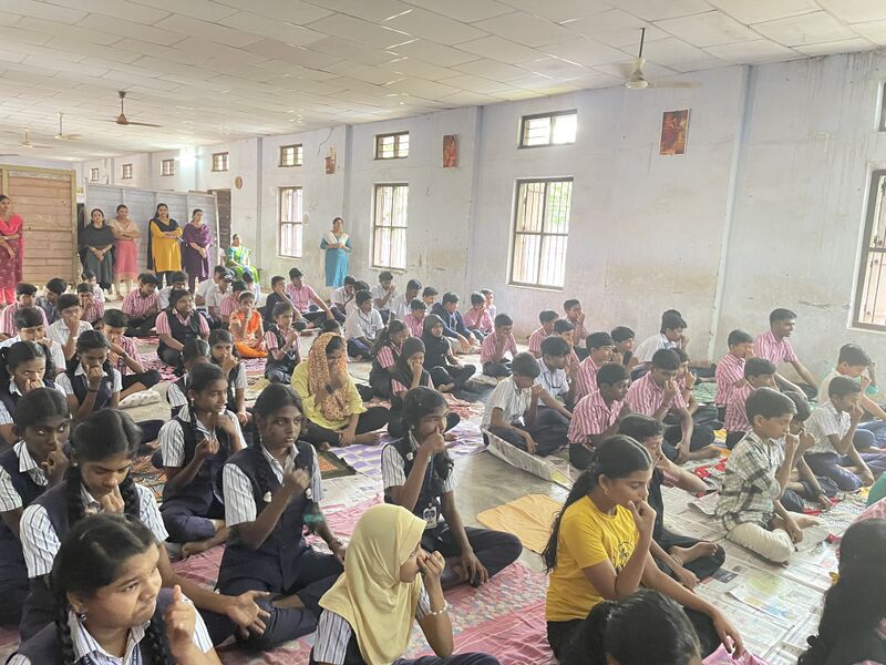 പ്രമാണം:33028 Yoga Day.jpg