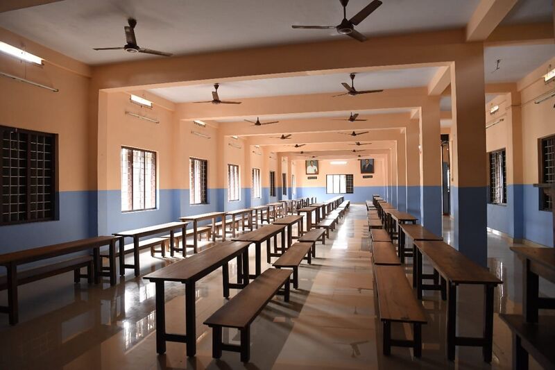 പ്രമാണം:33424 Dining hall.jpg