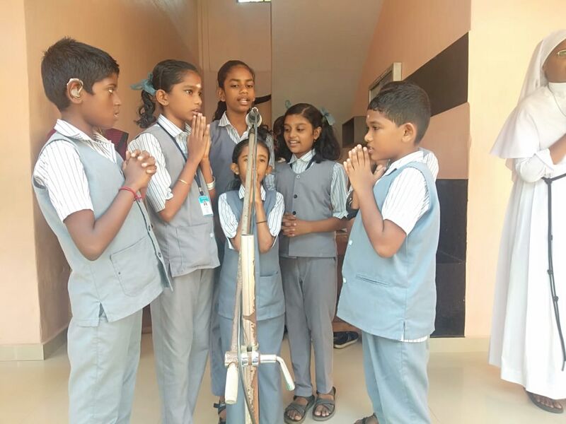 പ്രമാണം:34250-DISABLED STUDENTS ASSEMBLY.jpg