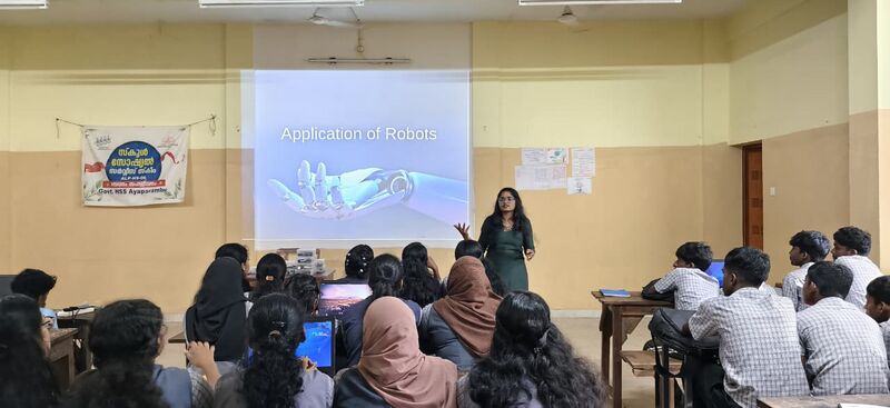 പ്രമാണം:35028 Robotic workshop.jpg