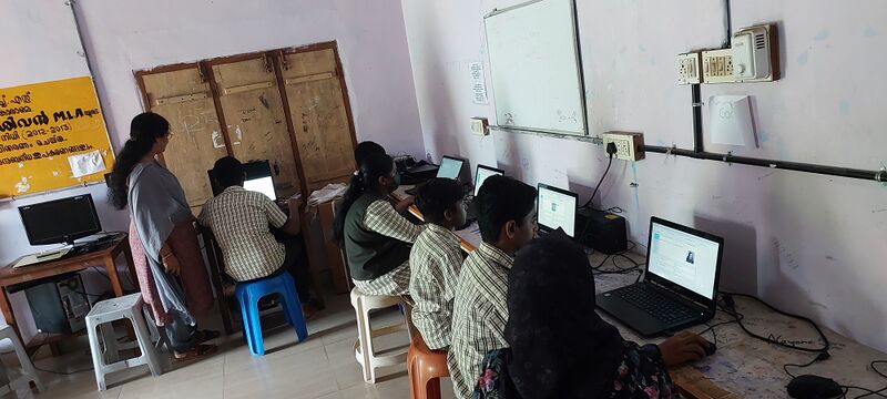 പ്രമാണം:36055 exam2.jpg