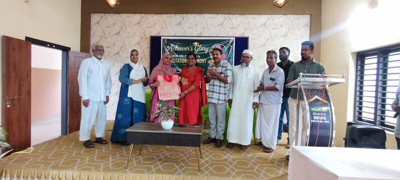പ്രമാണം:37e05957-39ba-4a6c-8dba-0526c332d8a3.jpg