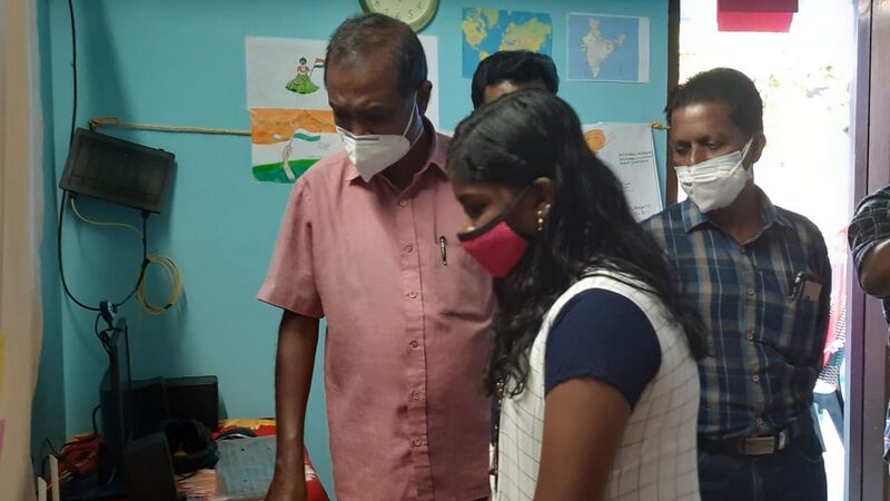 പ്രമാണം:44018 vv3.jpg