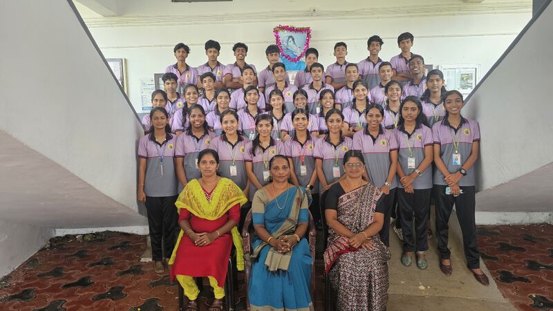 പ്രമാണം:46063-Little Kites Batch 2023-26.jpg