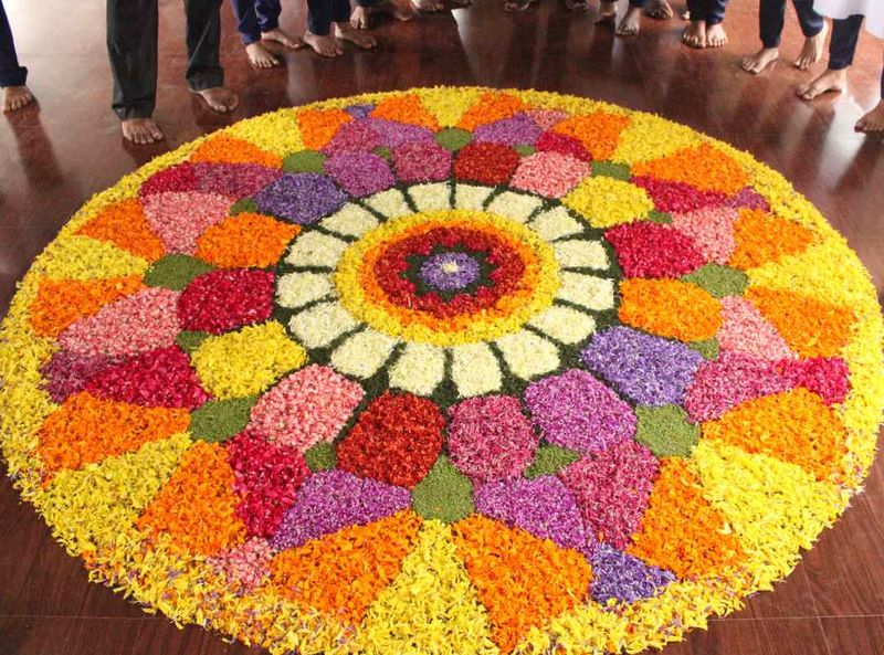 പ്രമാണം:Pookalam.jpeg